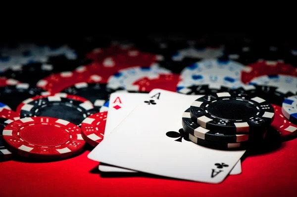 qqpoker platform dashboard showing football markets, live-dealer tables, and slot games